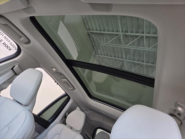2026 Volvo XC90 Ultra, B6 AWD Gas (mild hybrid), Gasoline, Bright, 7 Seats
