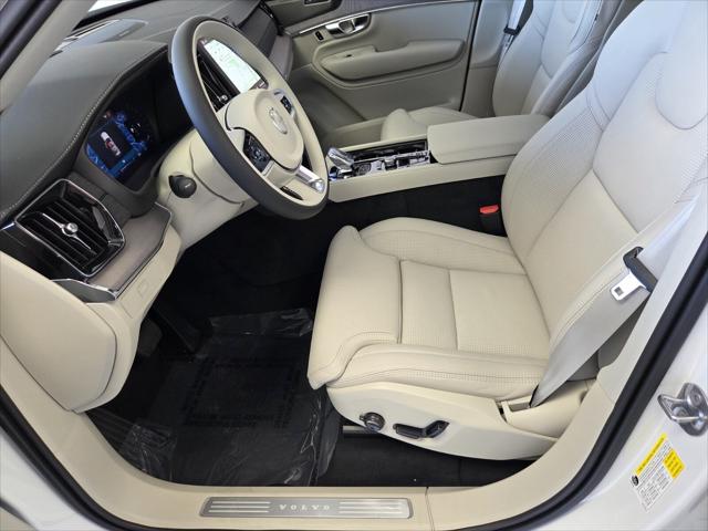 2026 Volvo XC90 Ultra, B6 AWD Gas (mild hybrid), Gasoline, Bright, 7 Seats