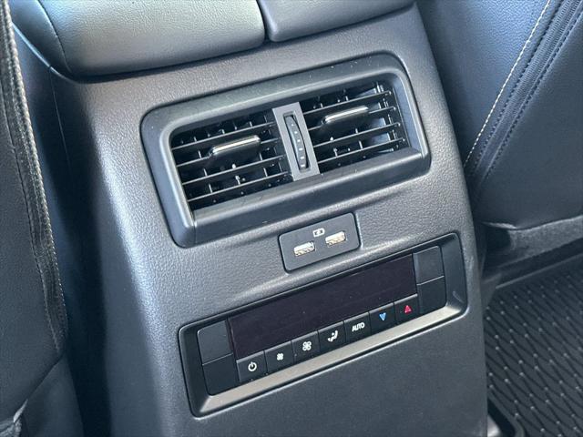 2024 Mazda X-90 3.3 Turbo Select