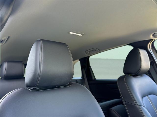 2024 Mazda X-90 3.3 Turbo Select