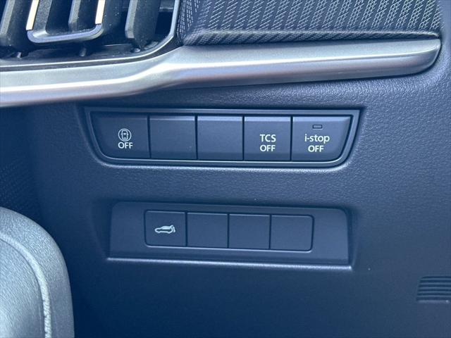 2024 Mazda X-90 3.3 Turbo Select