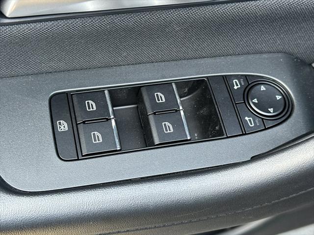2024 Mazda X-90 3.3 Turbo Select