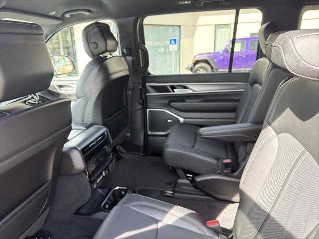 2026 Jeep Grand Wagoneer Limited Altitude 4x4