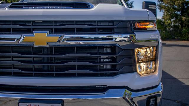 2025 Chevrolet Silverado 2500HD 4WD Crew Cab Long Bed LT
