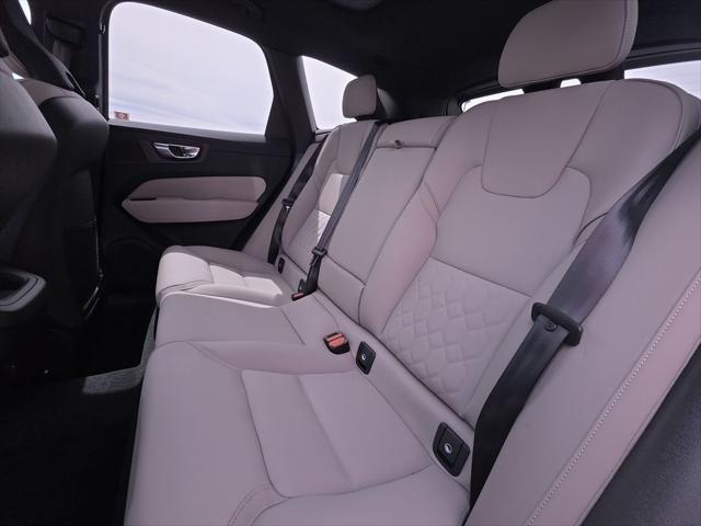2026 Volvo XC60 B5 Core