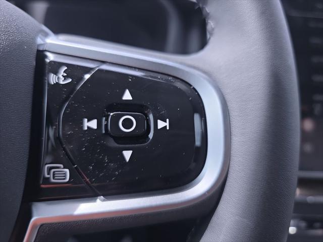 2026 Volvo XC60 B5 Core