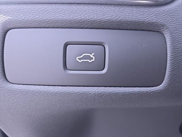 2026 Volvo XC60 B5 Core