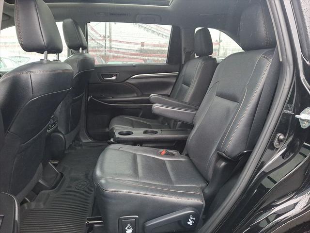 2019 Toyota Highlander Limited Platinum