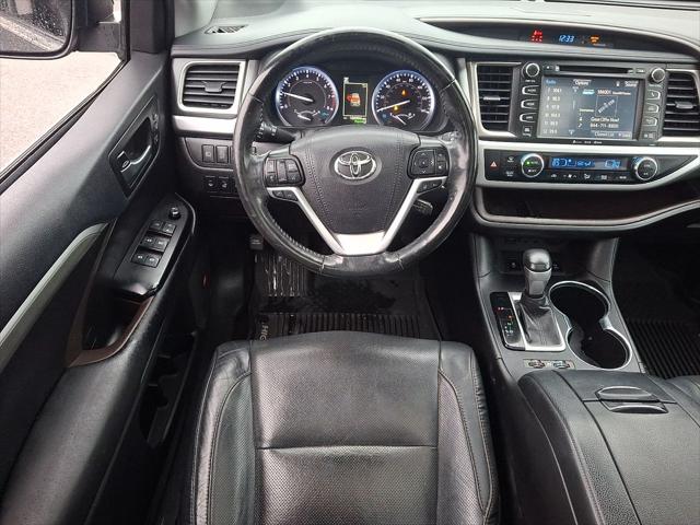 2019 Toyota Highlander Limited Platinum