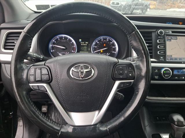 2019 Toyota Highlander Limited Platinum