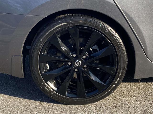 2022 Nissan Maxima SR Xtronic CVT