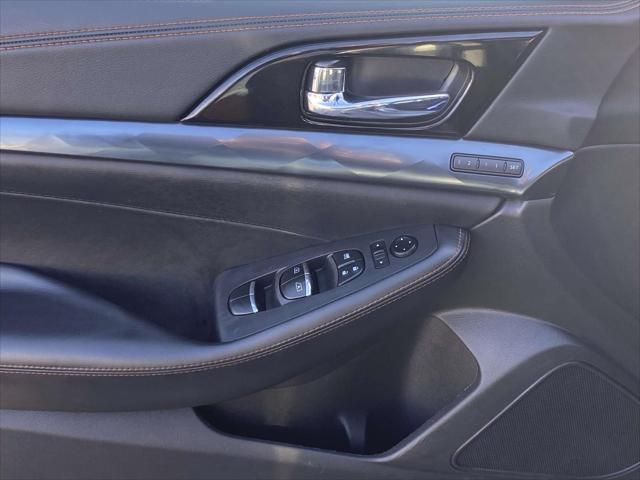 2022 Nissan Maxima SR Xtronic CVT