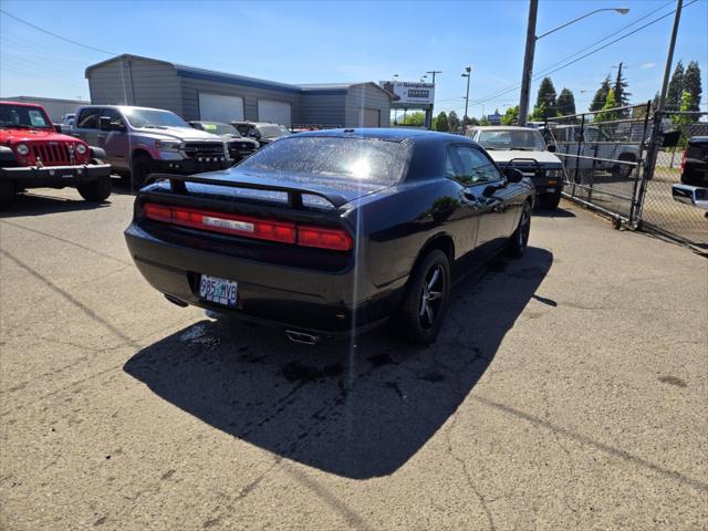 2012 Dodge Challenger SXT