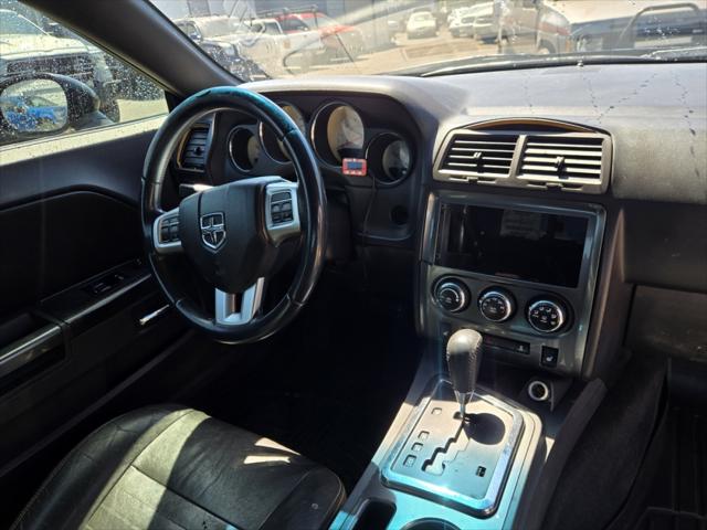 2012 Dodge Challenger SXT