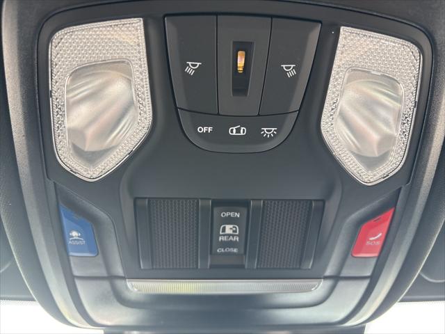 2026 Ram 3500 Tradesman Crew Cab 4x4 8' Box