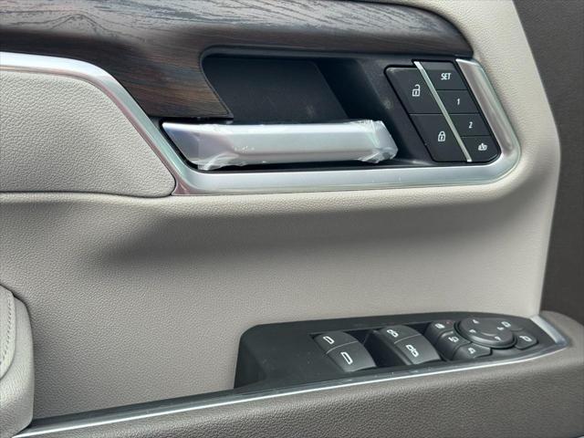 2026 GMC Sierra 2500HD Crew Cab, Standard Bed, SLT, 4WD