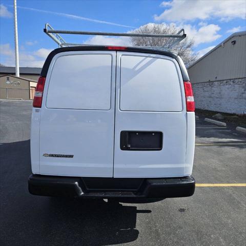2021 Chevrolet Express Cargo Van RWD 2500 Regular Wheelbase WT