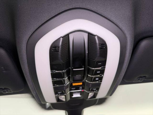 2011 Porsche Cayenne Tiptronic AWD 4dr SUV