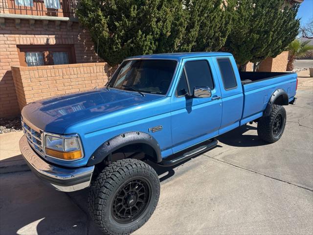 1993 Ford F-250 XLT 2dr 4WD Extended Cab LB HD