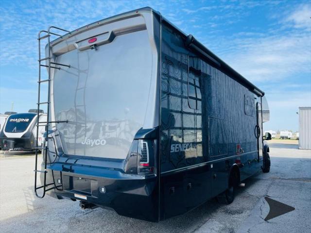 2024 Ford 600 Unknown