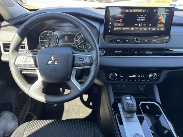 2026 Mitsubishi Outlander ES 1.5T S-AWC
