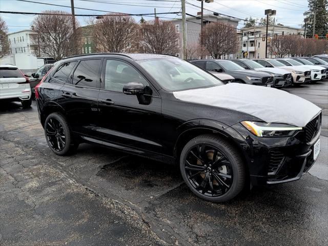 2026 Volvo XC60 Plug-In Hybrid Black Edition Ultra, T8 AWD Electric/Gasoline, Dark