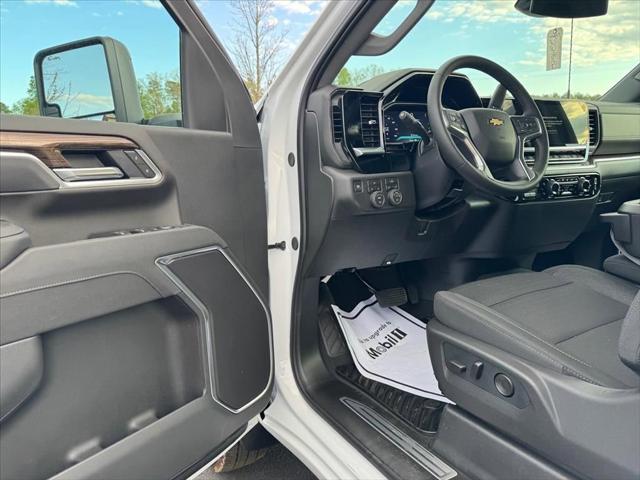 2026 Chevrolet Silverado 3500HD LT