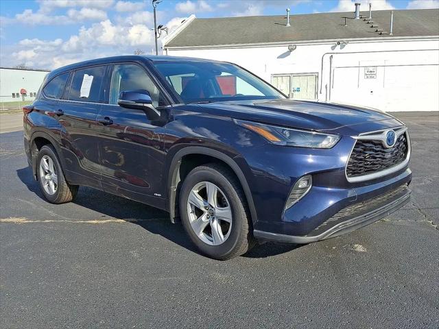 2022 Toyota Highlander Hybrid LE for sale in Springfield, OH