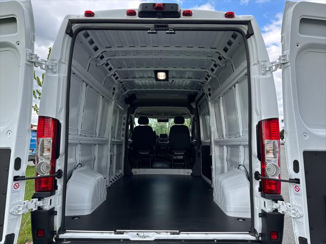 2026 Ram ProMaster 2500 Cargo Van Tradesman High Roof 159" WB w/Pass Seat