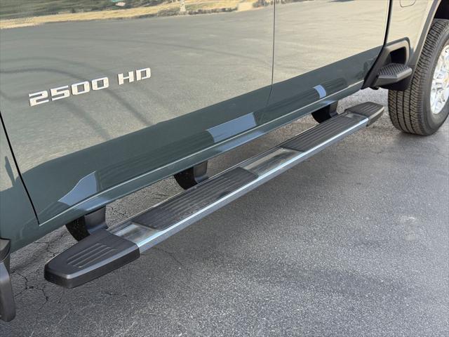 2026 Chevrolet Silverado 2500HD Crew Cab, Standard Bed, LT, 4WD