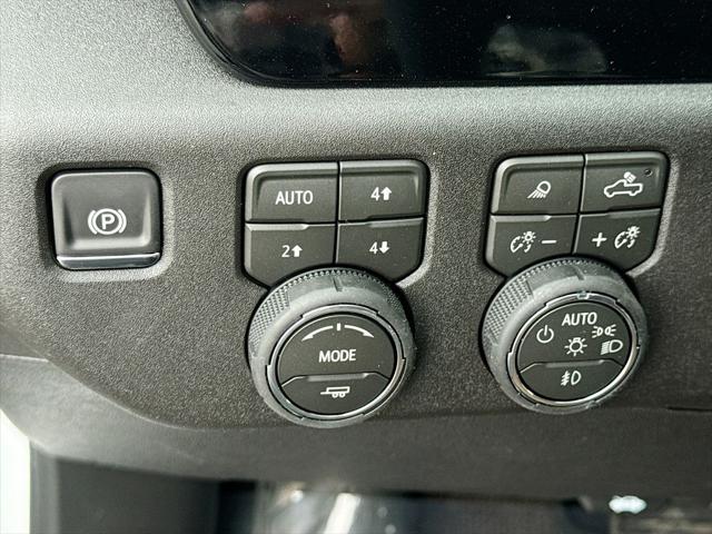 2026 Chevrolet Silverado 3500HD Crew Cab, Standard Bed, High Country, 4WD