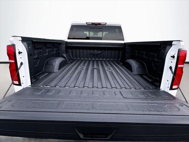 2026 Chevrolet Silverado 3500HD Crew Cab, Standard Bed, High Country, 4WD