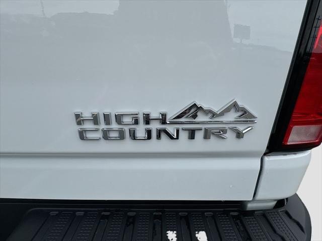 2026 Chevrolet Silverado 3500HD Crew Cab, Standard Bed, High Country, 4WD