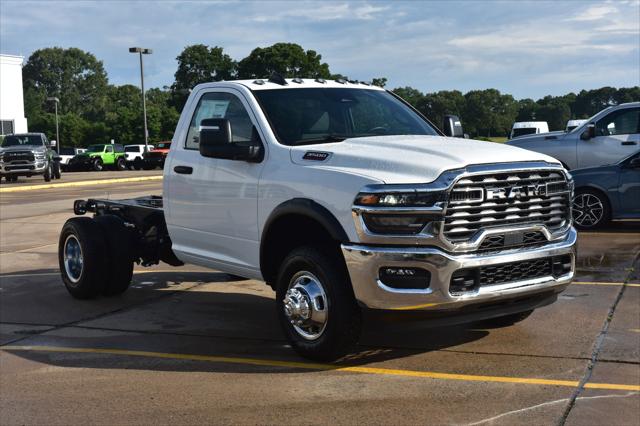 2026 RAM Ram 3500 Chassis Cab RAM 3500 TRADESMAN CHASSIS REGULAR CAB 4X4 60 CA 2026 RAM Ram 3500 Chassis Cab RAM 3500 TRADESMAN CHASSIS REGULAR CAB 4X4 60 CA