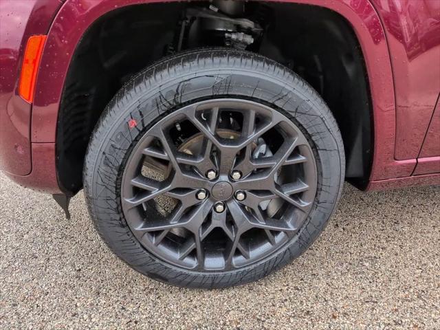 2026 Jeep Grand Cherokee Summit 4x4