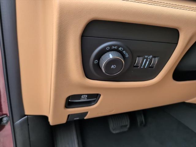 2026 Jeep Grand Cherokee Summit 4x4