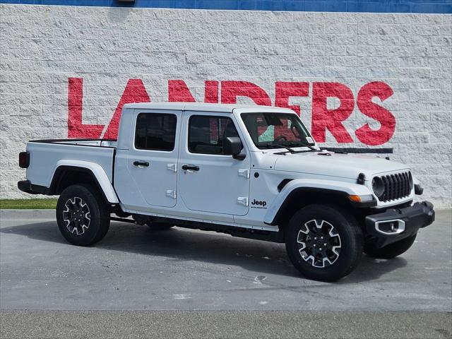 2026 Jeep Gladiator GLADIATOR SAHARA 4X4