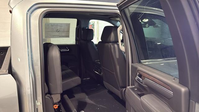 2026 GMC Sierra 3500HD Crew Cab, Long Bed, SLT Dual Rear Wheel, 4WD