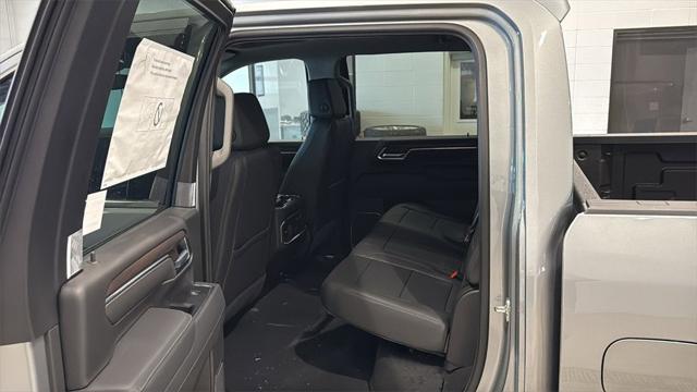 2026 GMC Sierra 3500HD Crew Cab, Long Bed, SLT Dual Rear Wheel, 4WD