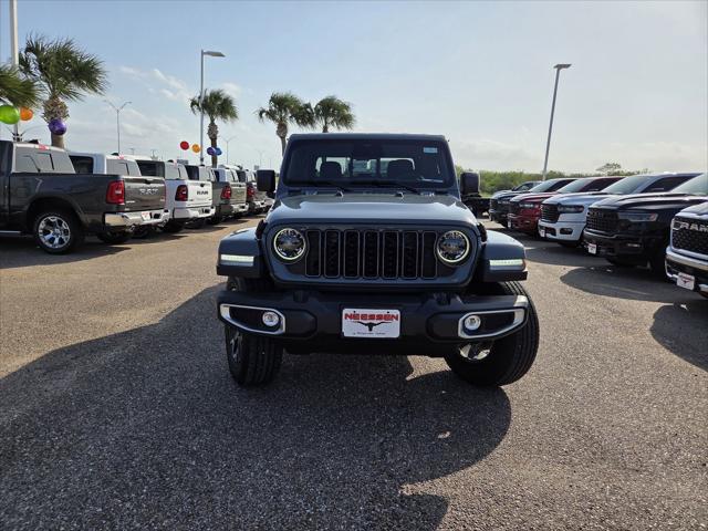 2026 Jeep Gladiator GLADIATOR SAHARA 4X4