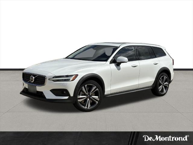 2026 Volvo V60 Cross Country Plus, B5 AWD Gas mild hybrid for sale in Houston, TX