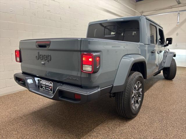 2026 Jeep Gladiator GLADIATOR SAHARA 4X4