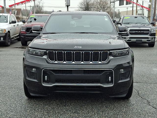2023 Jeep Grand Cherokee Overland 4x4