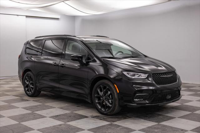 2026 Chrysler Pacifica PACIFICA SELECT