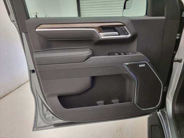 2026 Chevrolet Silverado 1500 4WD Crew Cab Short Bed RST