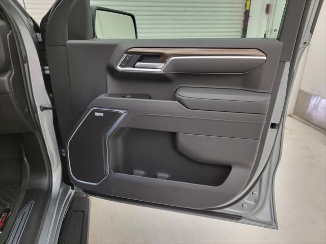 2026 Chevrolet Silverado 1500 4WD Crew Cab Short Bed RST