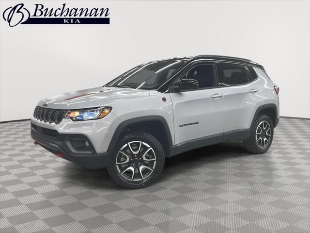2025 Jeep Compass Trailhawk 4x4 2025 Jeep Compass Trailhawk 4x4