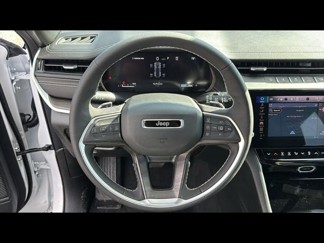 2026 Jeep Grand Cherokee Altitude 4x4