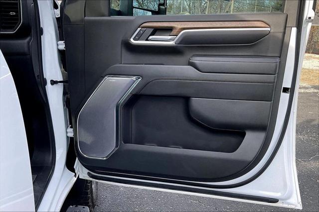 2024 Chevrolet Silverado 3500HD 4WD Crew Cab Long Bed High Country