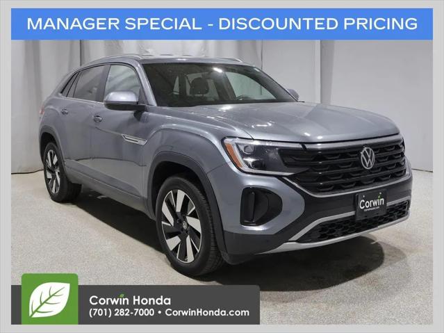 2025 Volkswagen Atlas Cross Sport 2.0T SE w/Technology for sale in Fargo, ND